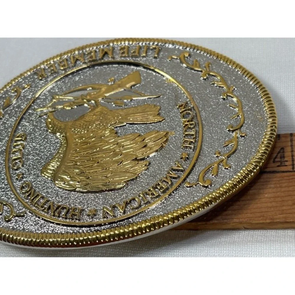 Vtg‎ North American Hunting Club NAHC Life Member Gold-tone Belt Buckle